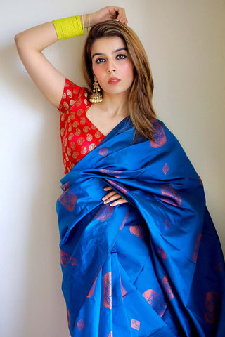 Avimukta I Banarasi Silk Saree I Royal Blue