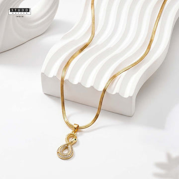 Revival Venom Loop Pendant - 24K Gold Plated